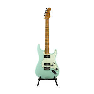 Fender Noventa Stratocaster Electric Guitar, Maple Fretboard, Surf Green, MX21095230